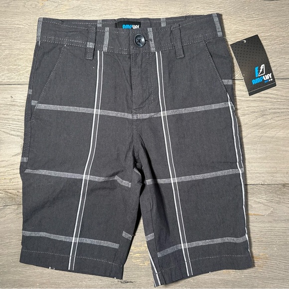 NWT Boy’s Plaid Shorts Trio in Black, Gray, and Tan. Size 8. - Picture 6 of 10